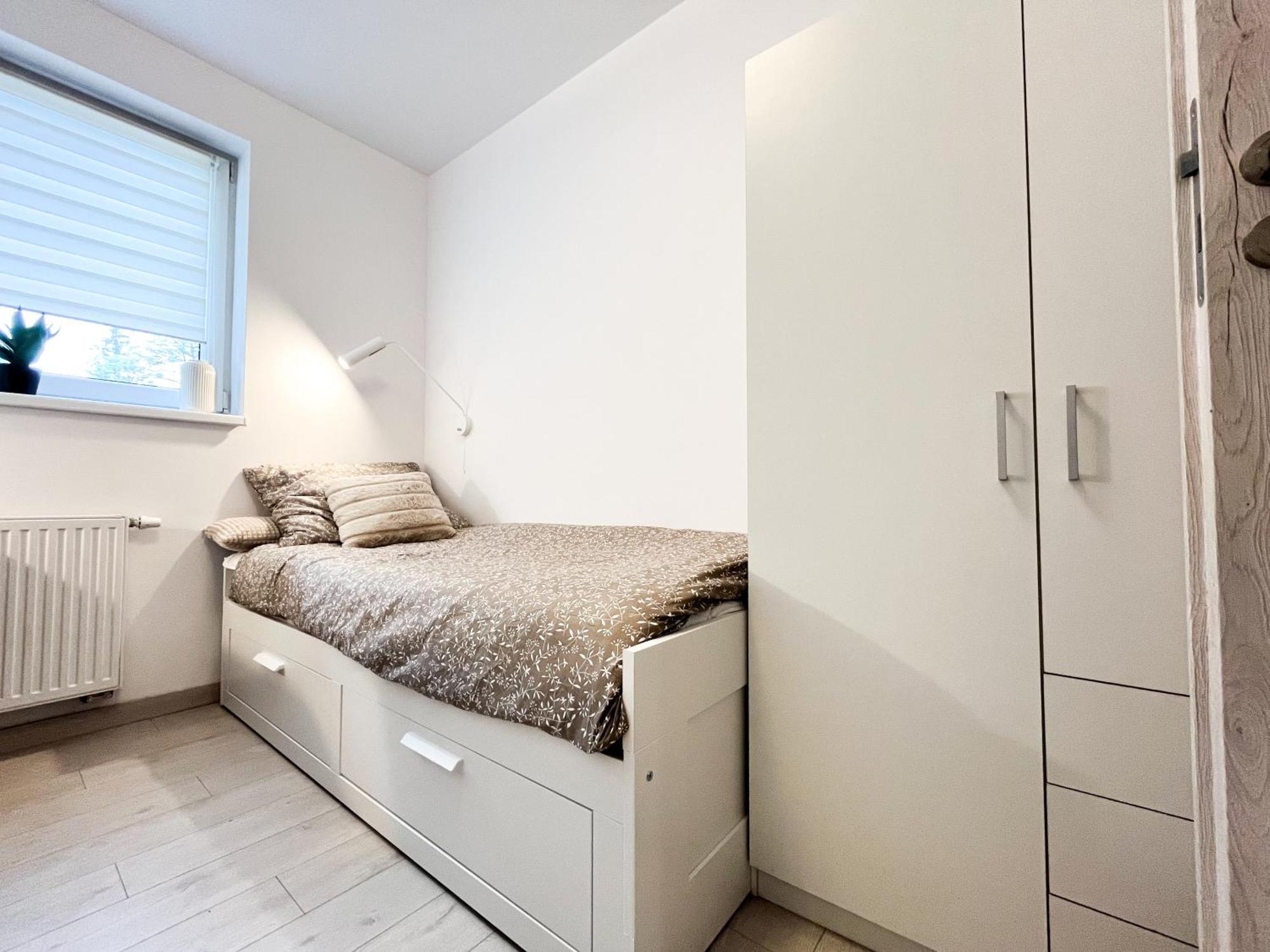 브로츠와프 Walk To Park, Modern 2Bd Kitchen! Balcony, Parking 아파트 외부 사진